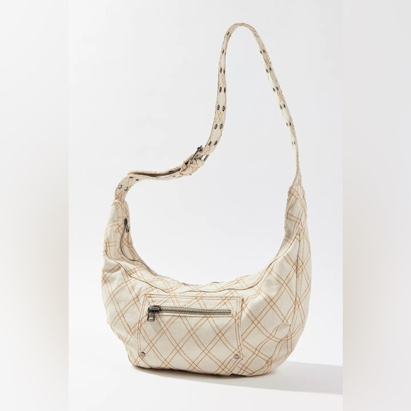 Urban Outfitters Darci Denim Shoulder Bag NWT - Picture 2 of 7